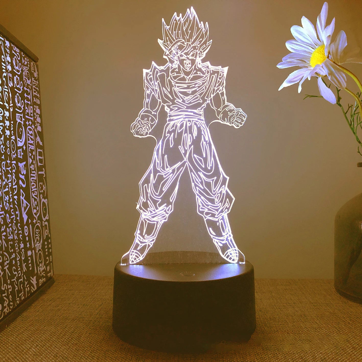 Dragon Ball Z - Candeeiro 3D LED Figuras (Goku, Vegeta, Broly e mais)